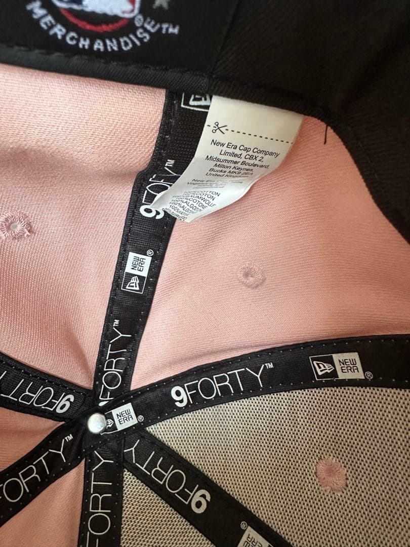 New Era 9FORTY MLB Diamante ビジューキャップ　ピンク
