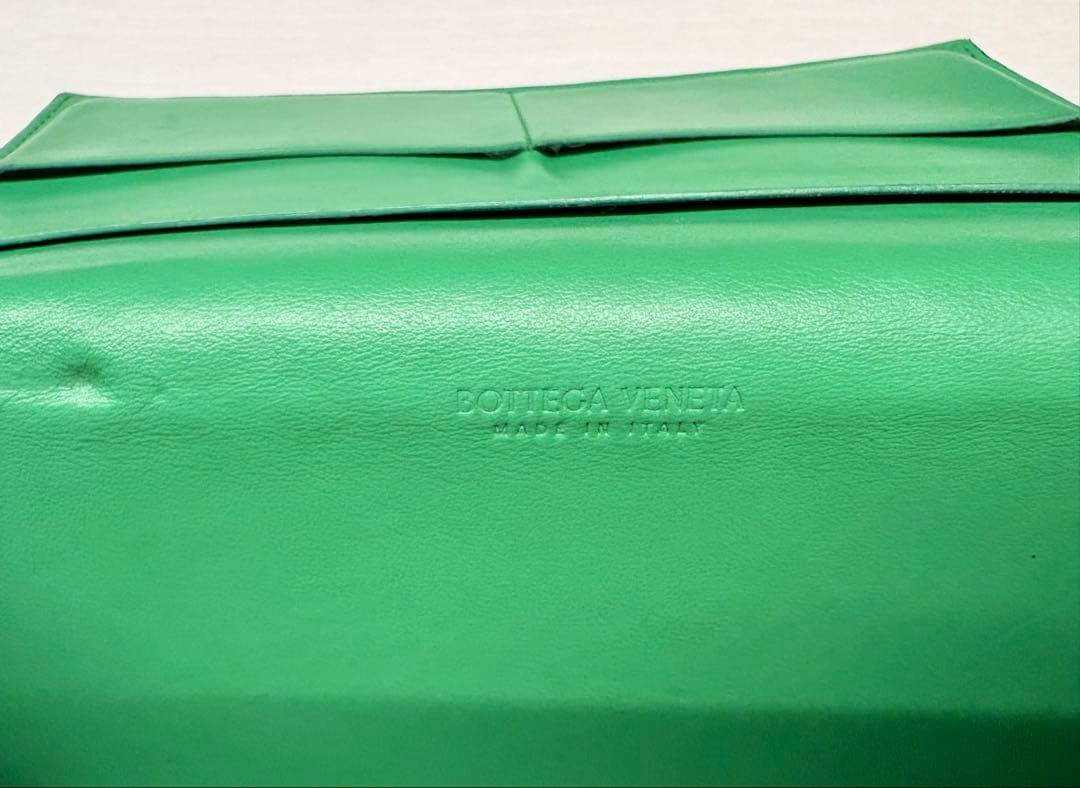 BOTTEGA VENETA バイカラー 長財布 ボッテガグリーン