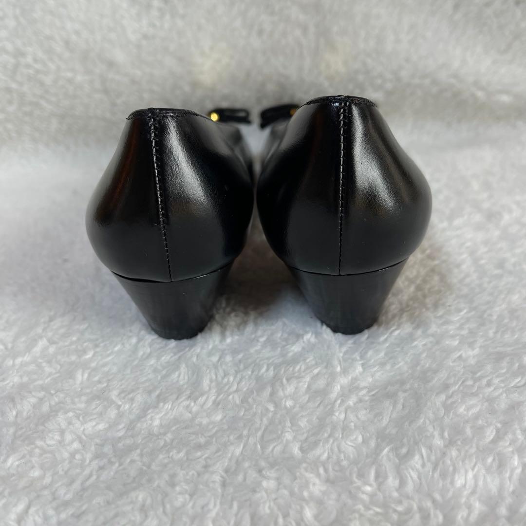 未使用 サルヴァトーレ フェラガモ パンプス ヴァラ リボン ブラック