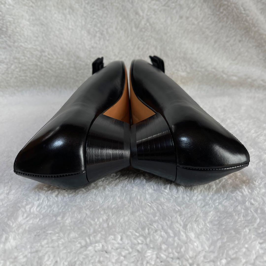 未使用 サルヴァトーレ フェラガモ パンプス ヴァラ リボン ブラック