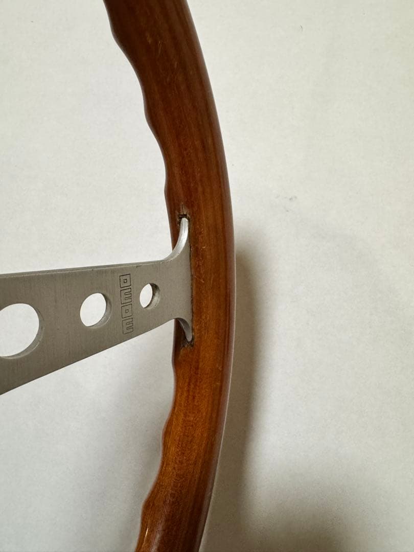 MOMO MOMOCORSE ステアリングホイール　直径32cm 1990年製