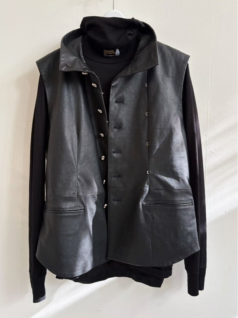 新品未使用　soloist レザー　ベスト