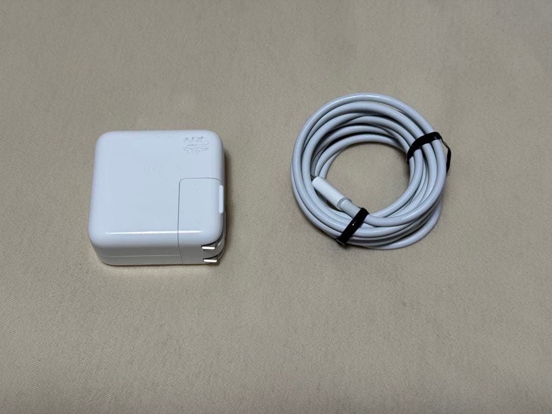 Apple MacBook Air M1 8GB 256GB シルバー