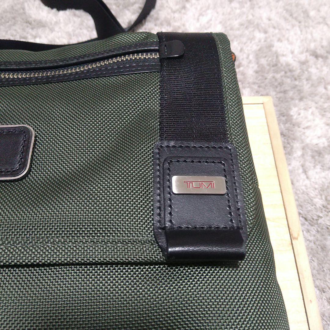 TUMI 【22371SPH Beatle Mini ショルダー バッグ】