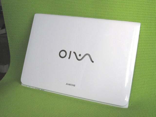 ♪おしゃれなホワイト　SONY VAIO ノートパソコン状態 綺麗です♪