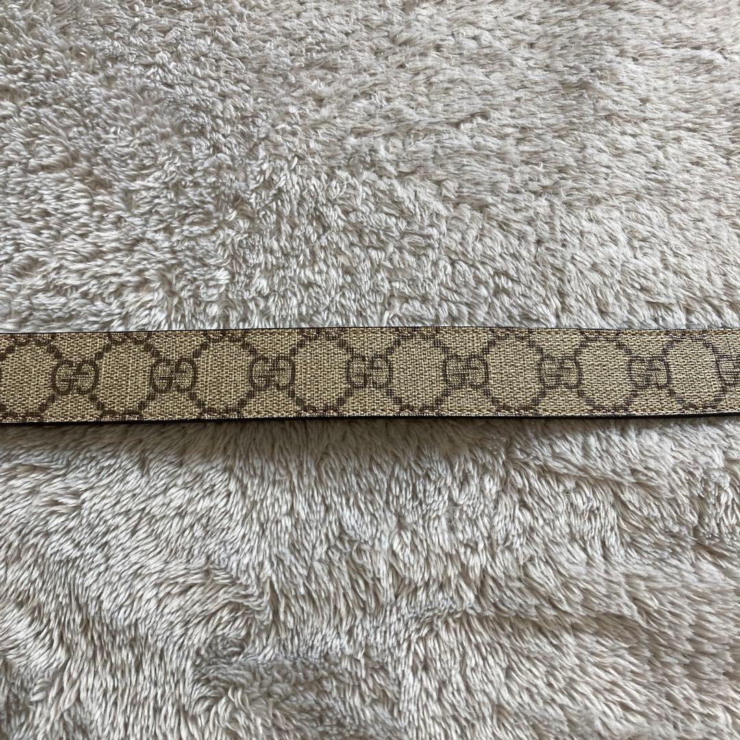 Gucci GGロゴバックル ベルト ゴールド/ブラック　そら