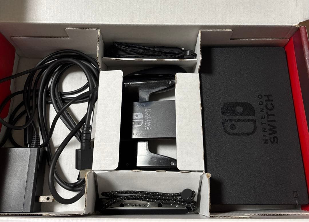 Nintendo Switch本体付属品完備。箱あり。MicroSD256GB付