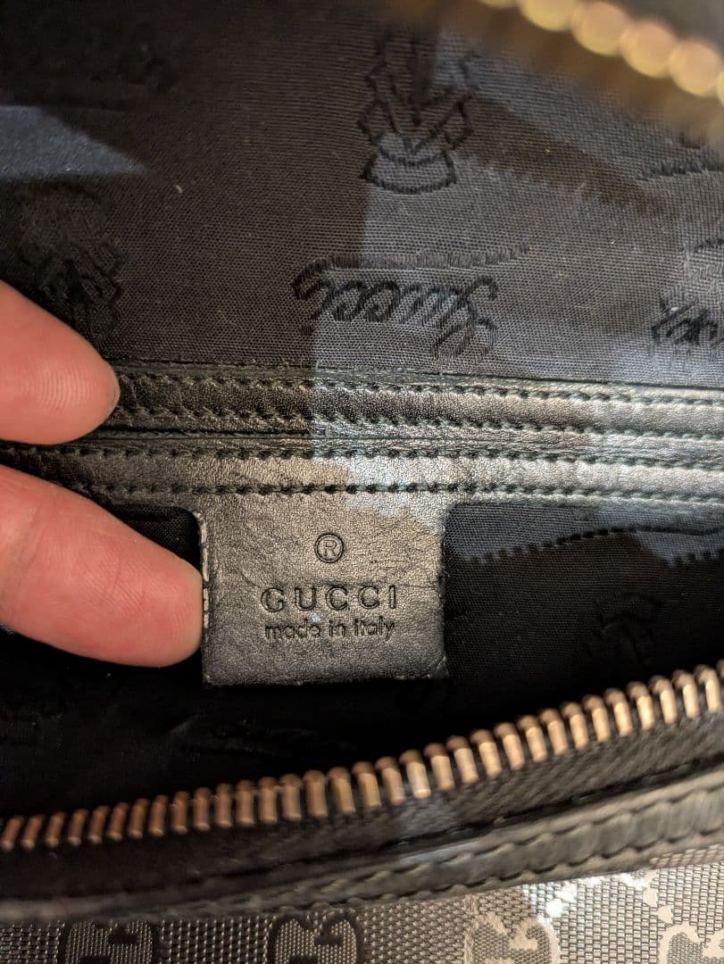 GUCCI ボディバッグ ブラック ナイロン