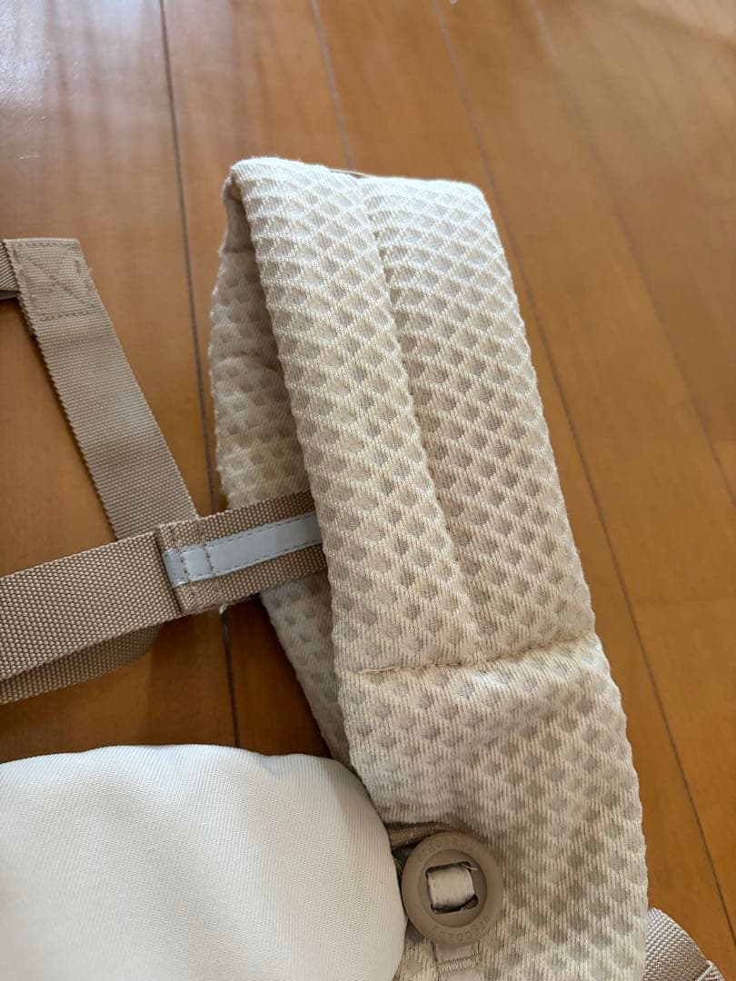 ergo babyオムニブリーズ　エルゴ ナチュラルベージュ Ergobaby