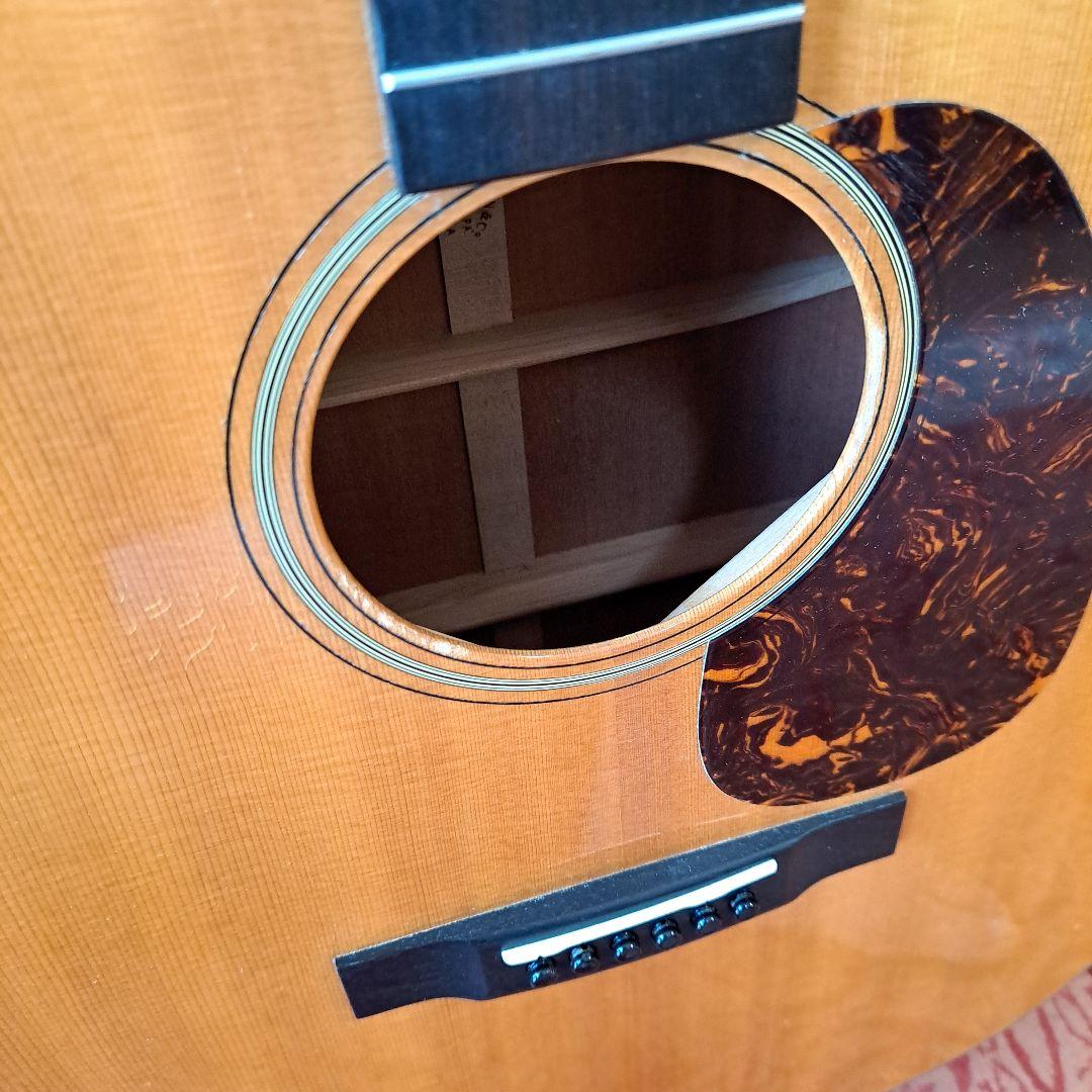 Martin D18 マーティン