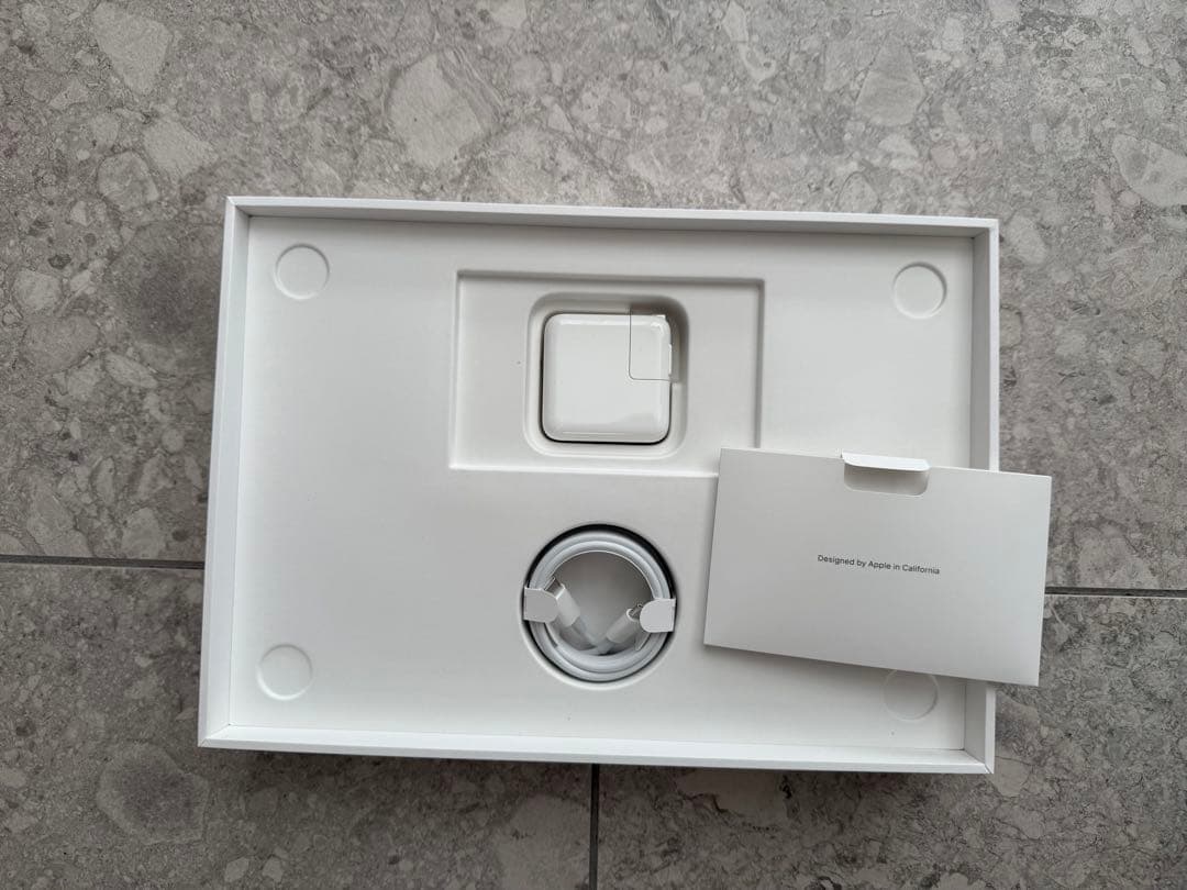 MacBook本体 MacBook Air 2020 Core i5 1TB 16GB