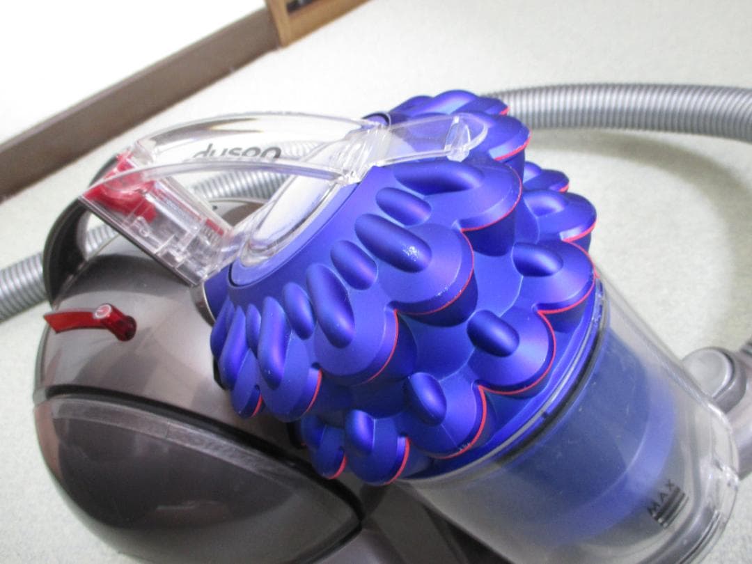 美品☆Dyson サイクロン掃除機 CY24 モーターヘッド 付属品多数