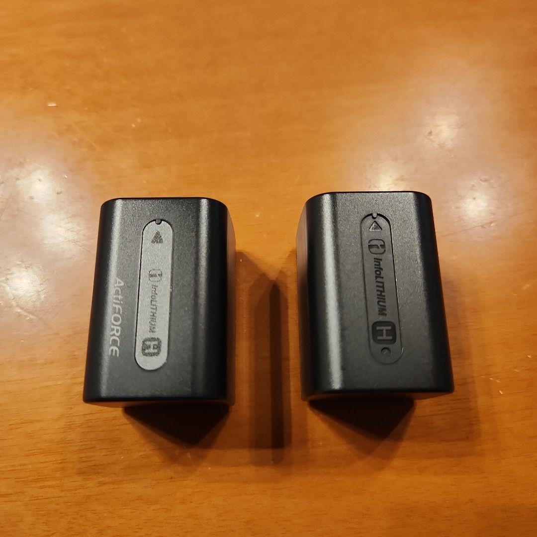 SONY　HD　ハンディカメラ　HDR-CX520V　三脚付き