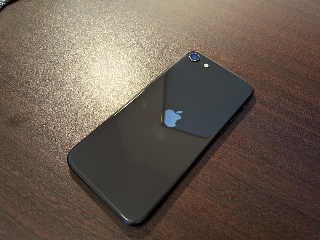 Apple iPhone SE 128GB 第2世代 ブラック