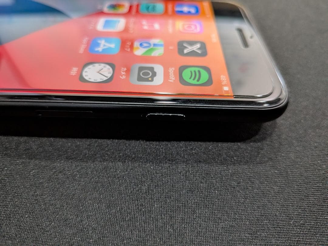 Apple iPhone SE 128GB 第2世代 ブラック