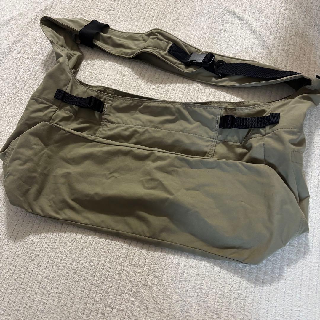 PORTER 吉田カバン 大容量 メッセンジャーバッグ ショルダーバッグ カーキ