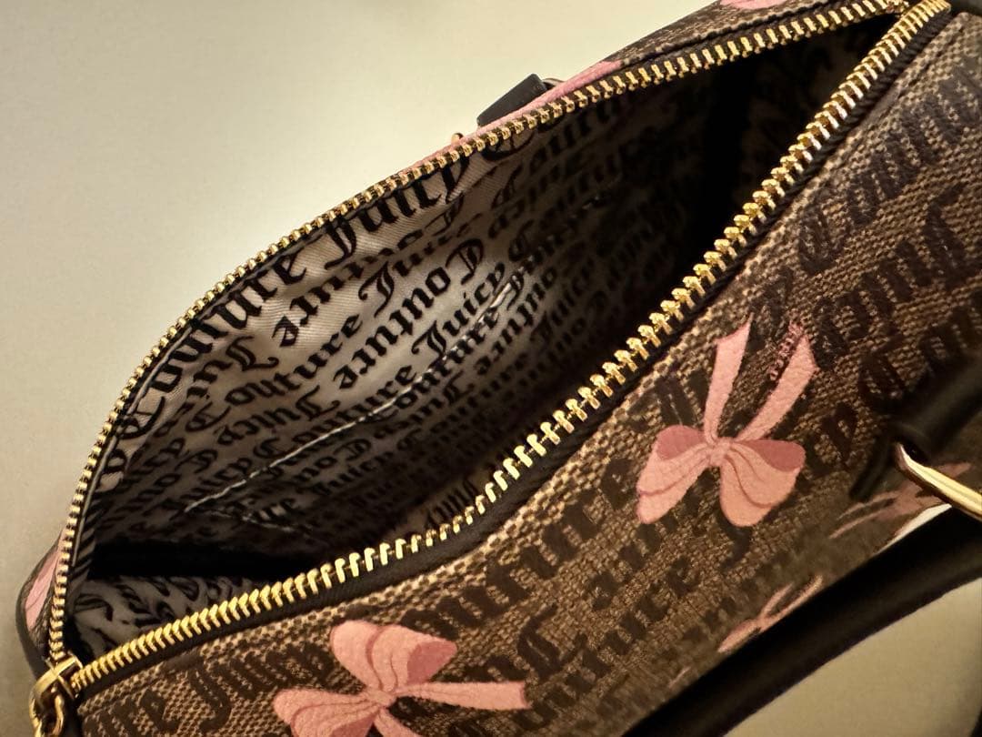 Juicy Couture リボン柄ハンドバッグ 中型