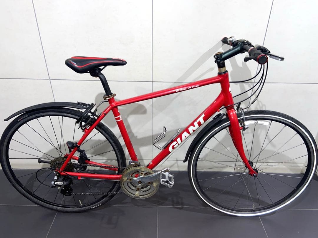 美品！GIANT escape R3クロスバイク　ジャイアント　エスケープrx3