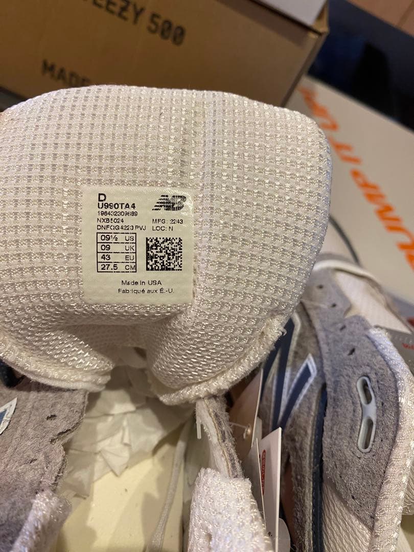 靴 new balance990V4