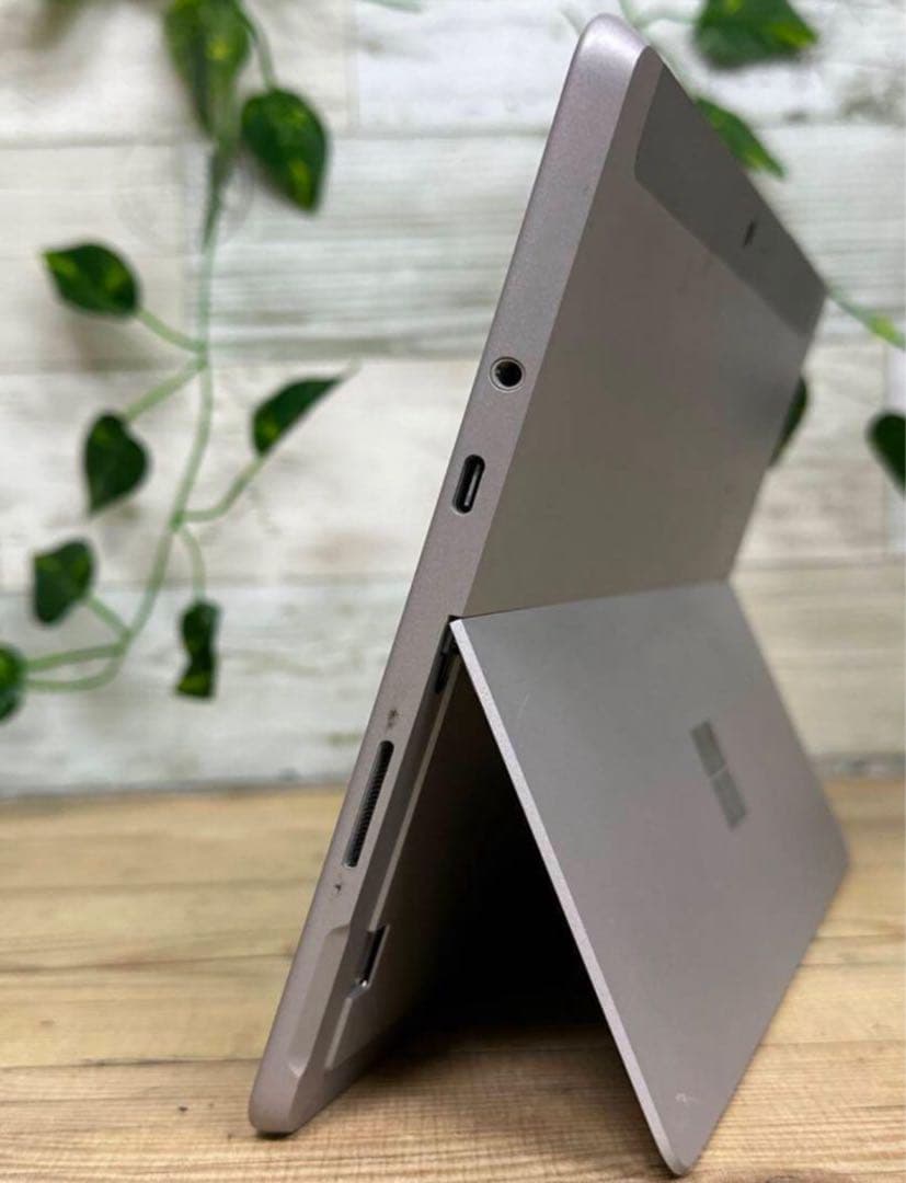KB付　SURFACE GO 4415Y RAM:4GB SSD:64GB