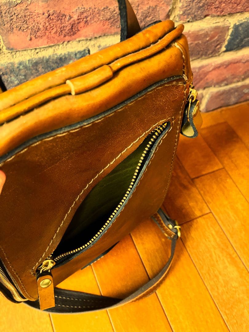 HERZ ヘルツ トリプルファスナーボディバッグ F3