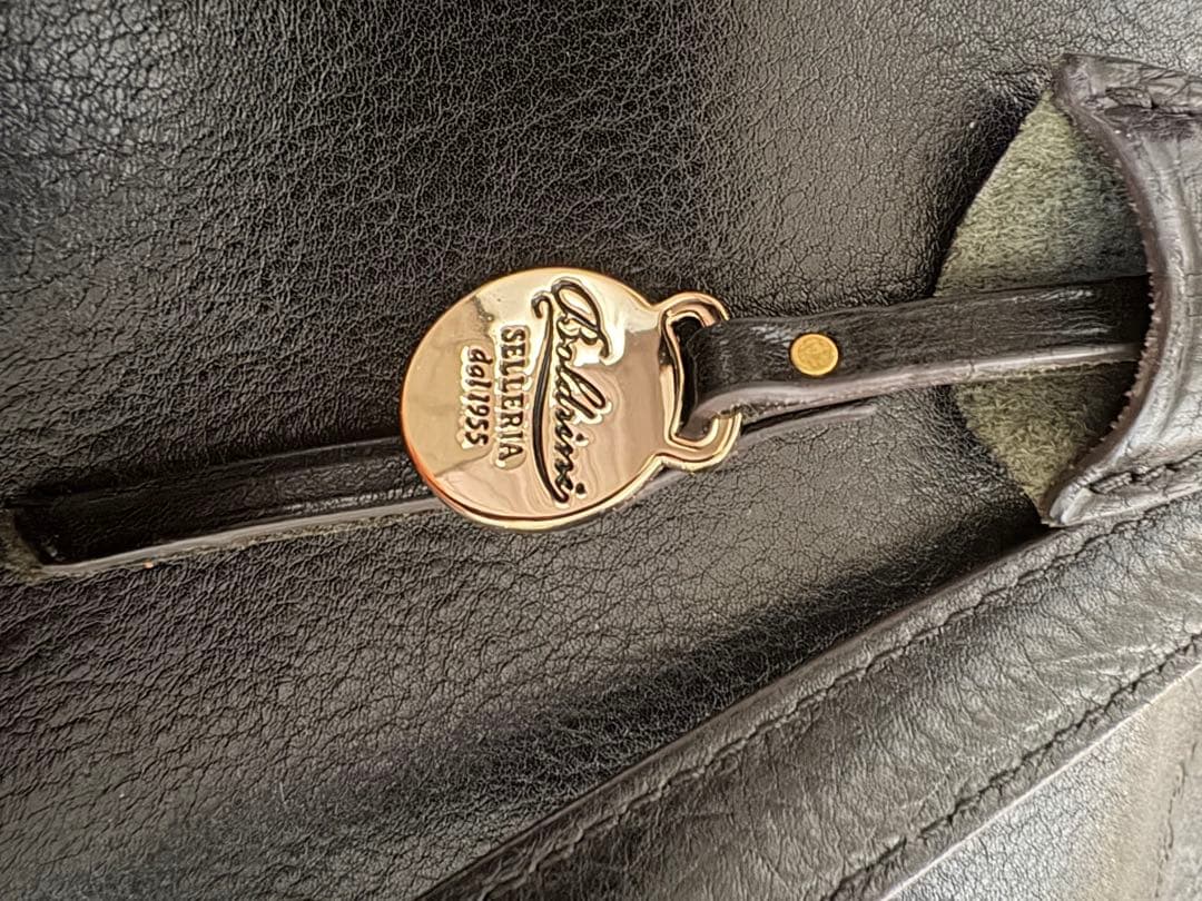 ボルドリーニセレリア　黒レザー トートバッグ 赤内装　底鋲あり