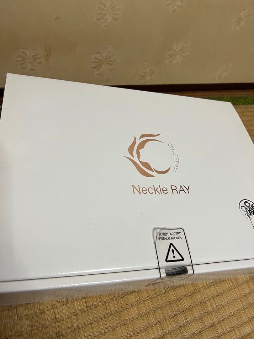 Neckle RAY セリュタリュン 美容デバイス
