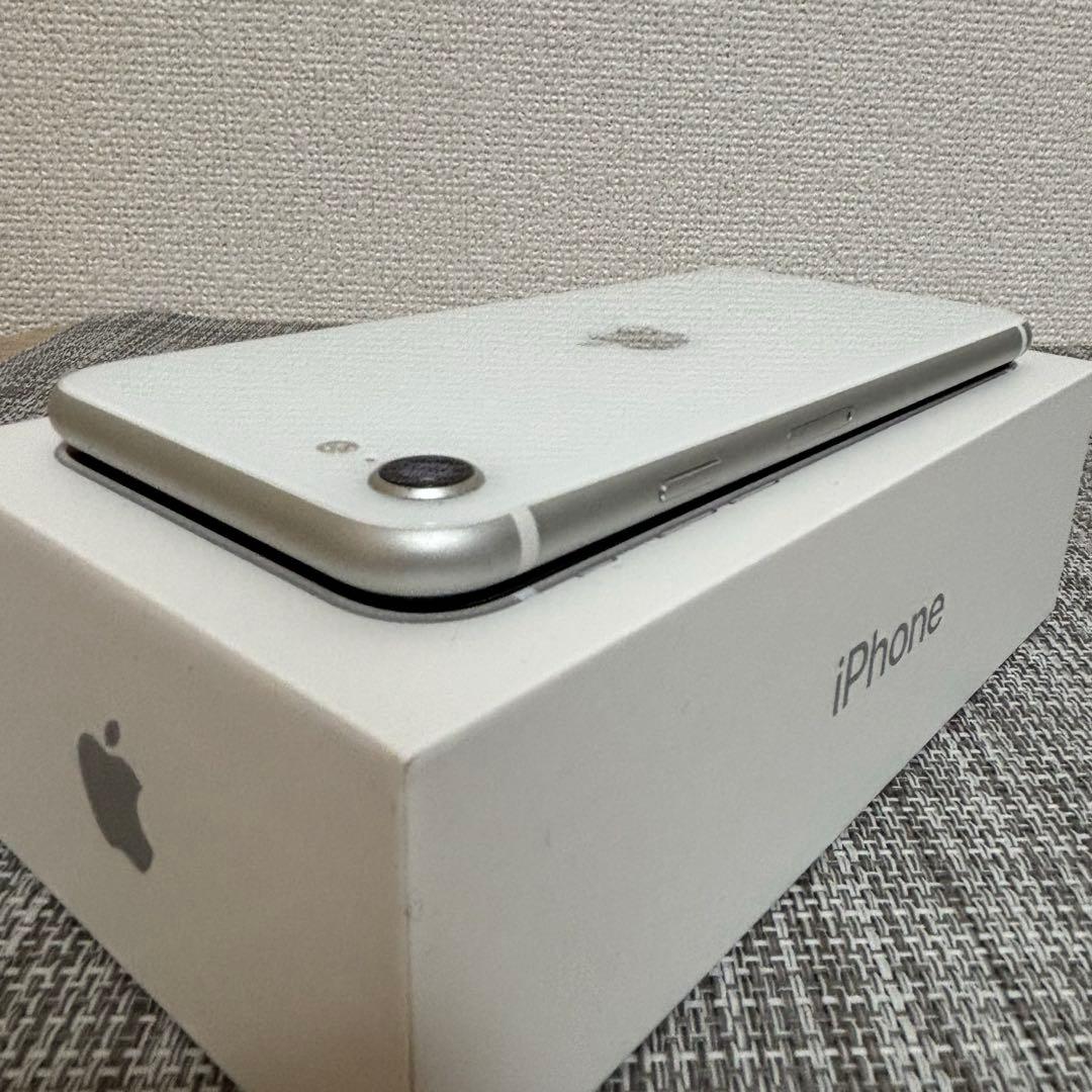 Apple iPhone SE (第2世代) ホワイト 美品 iPhoneSE2