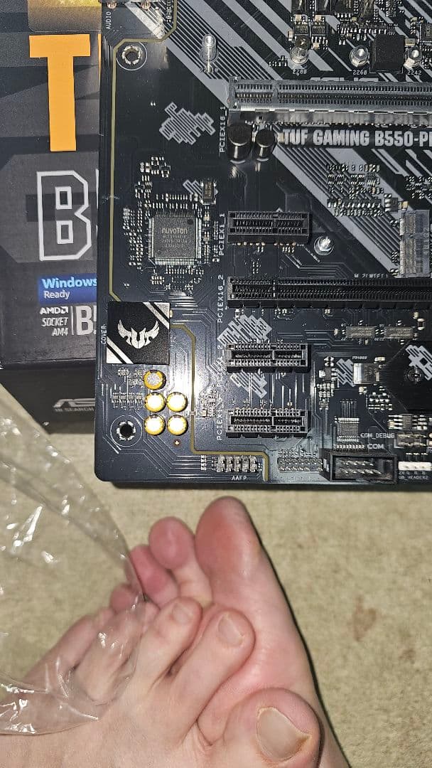 マザーボード TUF GAMING B550-PLUS