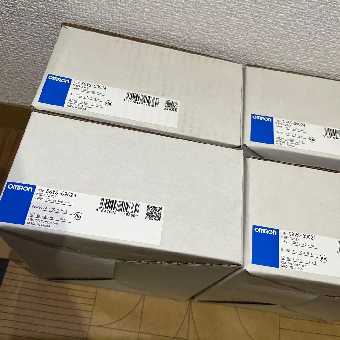 6個セット　OMRON製の24V電源ユニット、取扱説明書付き。