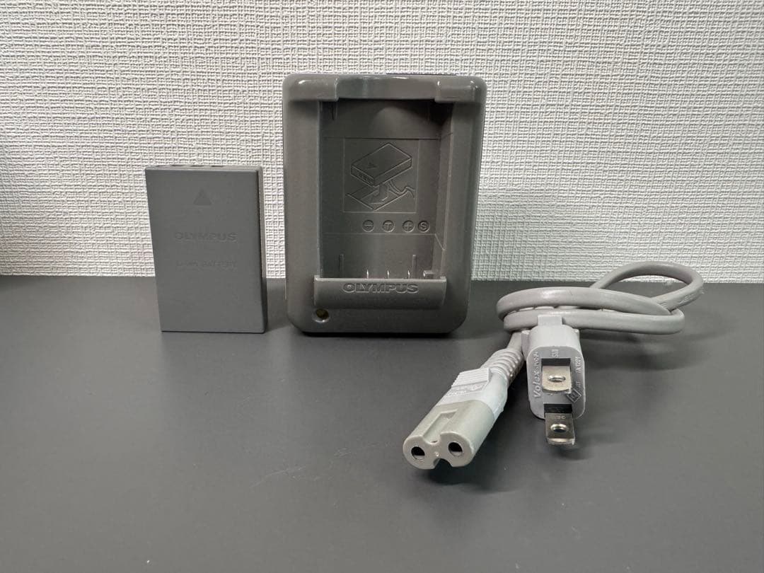 OLYMPUS OM-D E-M10 MarkII EZダブルズームキット