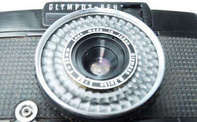 超希少！赤ベロOK！★人気のolympusカメラ★オリンパス EE-3