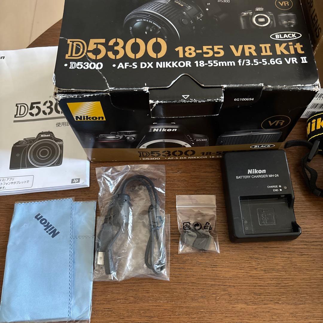 ニコンD5300 一眼レフカメラ＋望遠レンズ