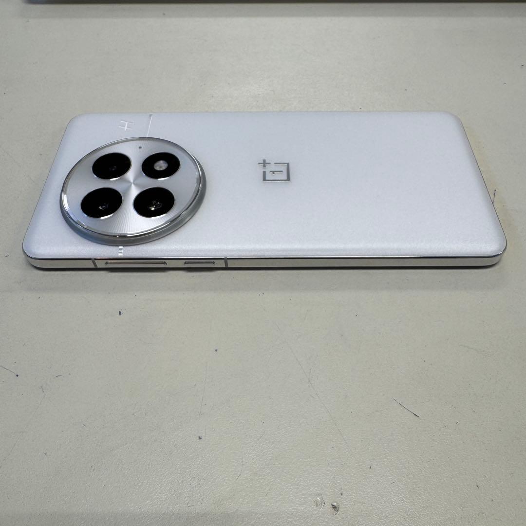 Oneplus 13 ホワイト 12GB/256GB 中国版