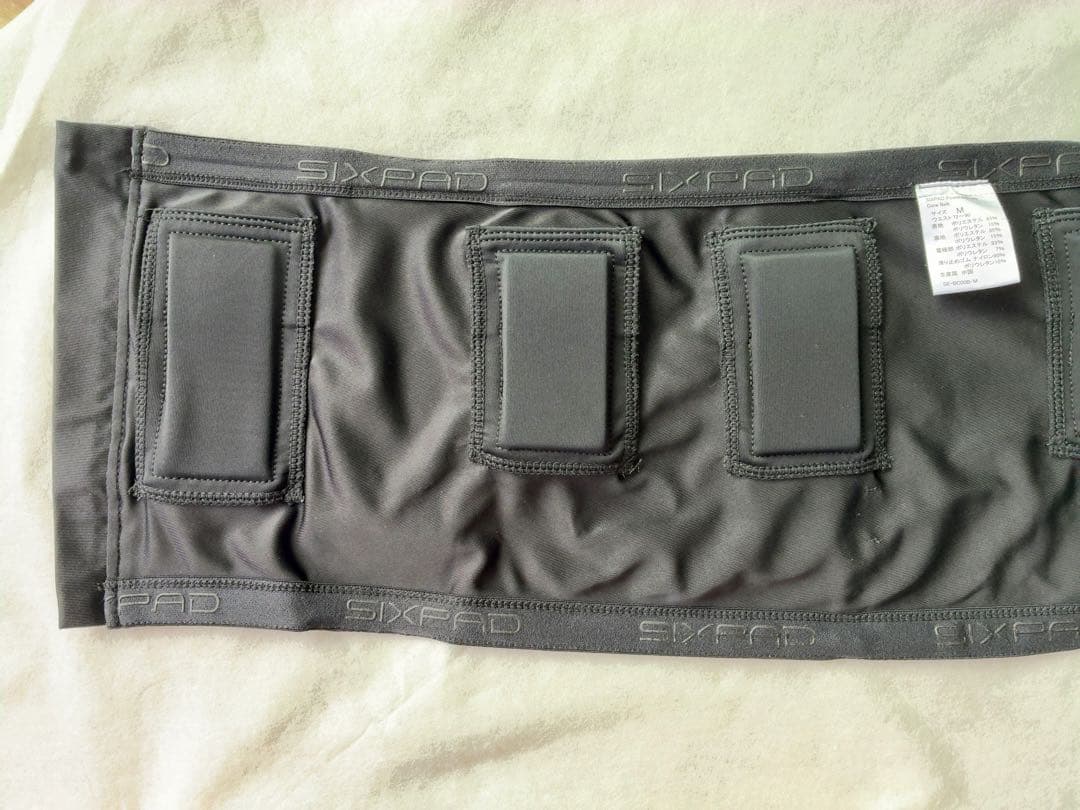 シックスパッド　パワースーツ　コアベルト　Mサイズ