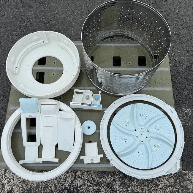 地域限定送料無料　美品【 TOSHIBA 】東芝 全自動洗濯機 AW-KS8D9