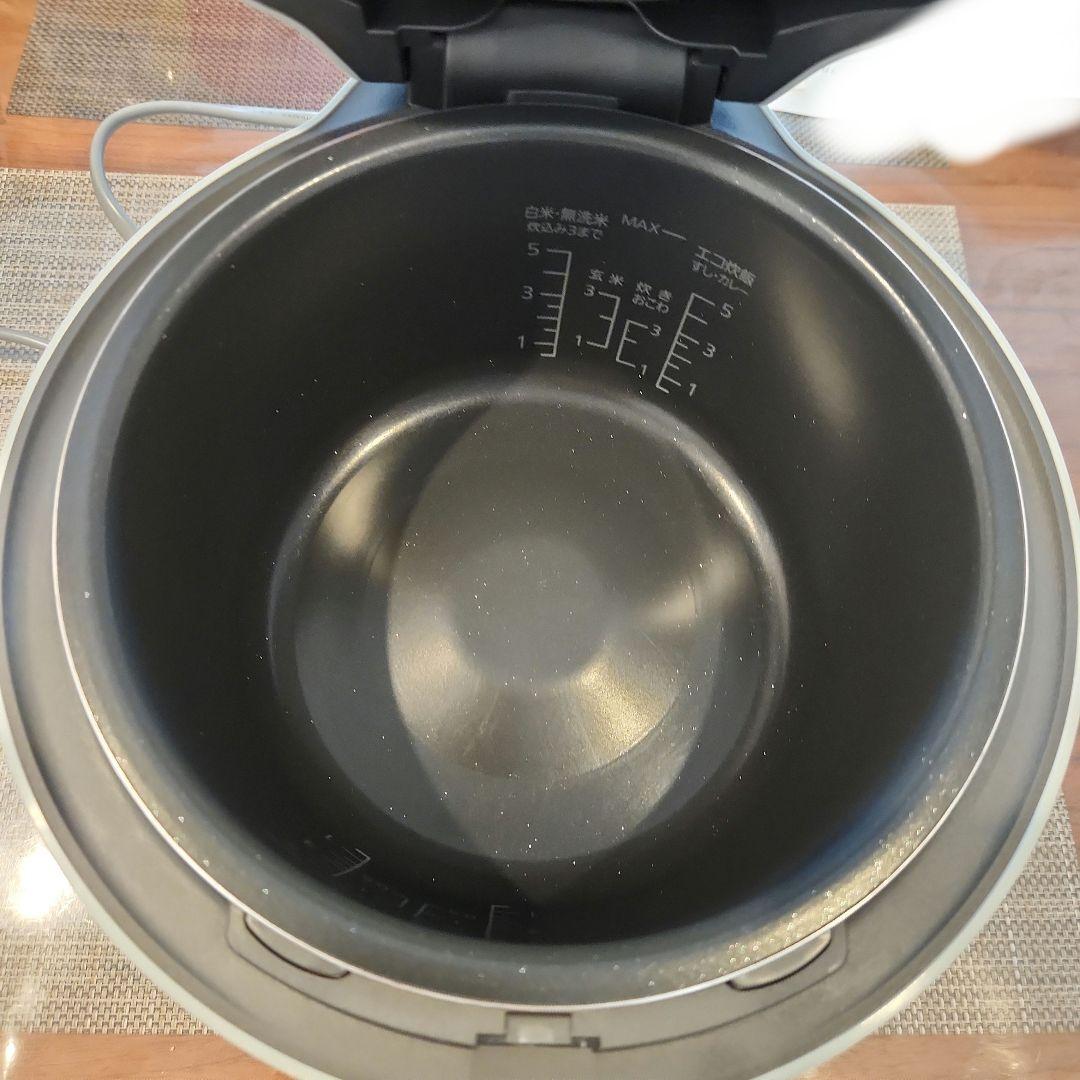 Panasonic　SR-R10A　圧力IHジャー炊飯器　2024年製
