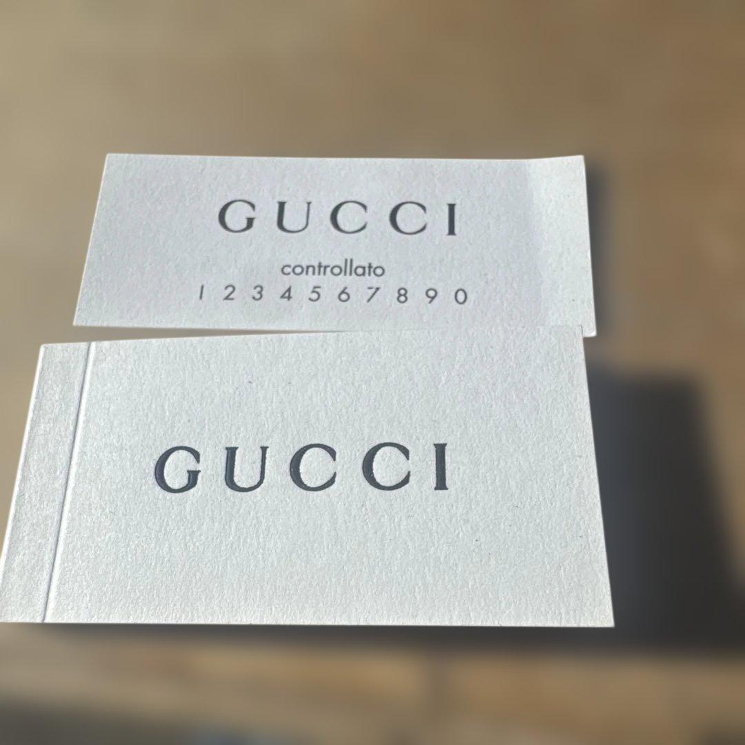 K*.様 GUCCI シルバー ツイストデザイン ピアス