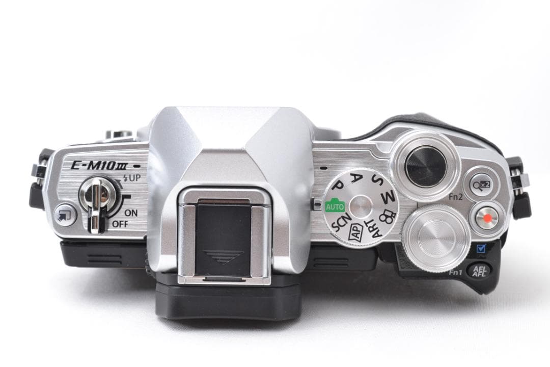 ■ 美品 ■ オリンパス　OM-D E-M10 MarkⅢ ボディ 元箱付