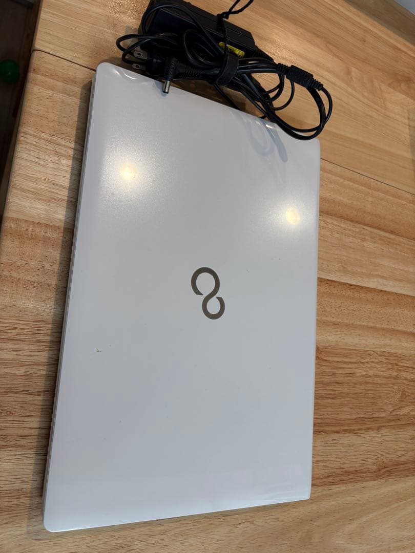 富士通 ノートPC ホワイト 日本語配列