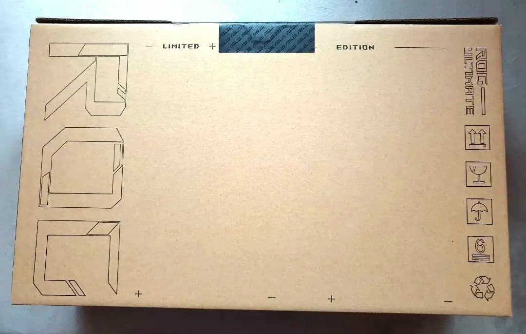 スマホアクセサリー ROG Phone5 Ultimate FAN GIFT BOX