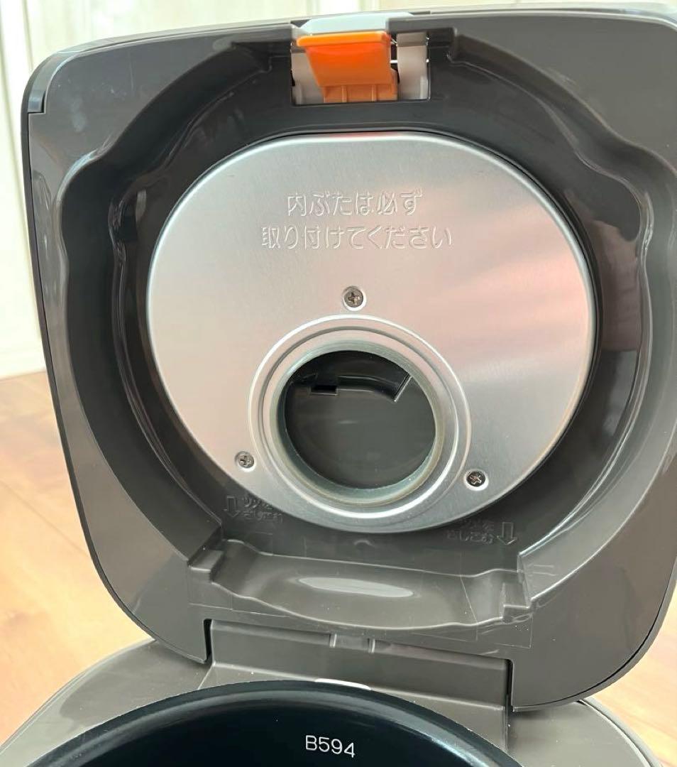 2024年製 象印 3合炊き IH炊飯ジャー 極め炊き NP-GL05