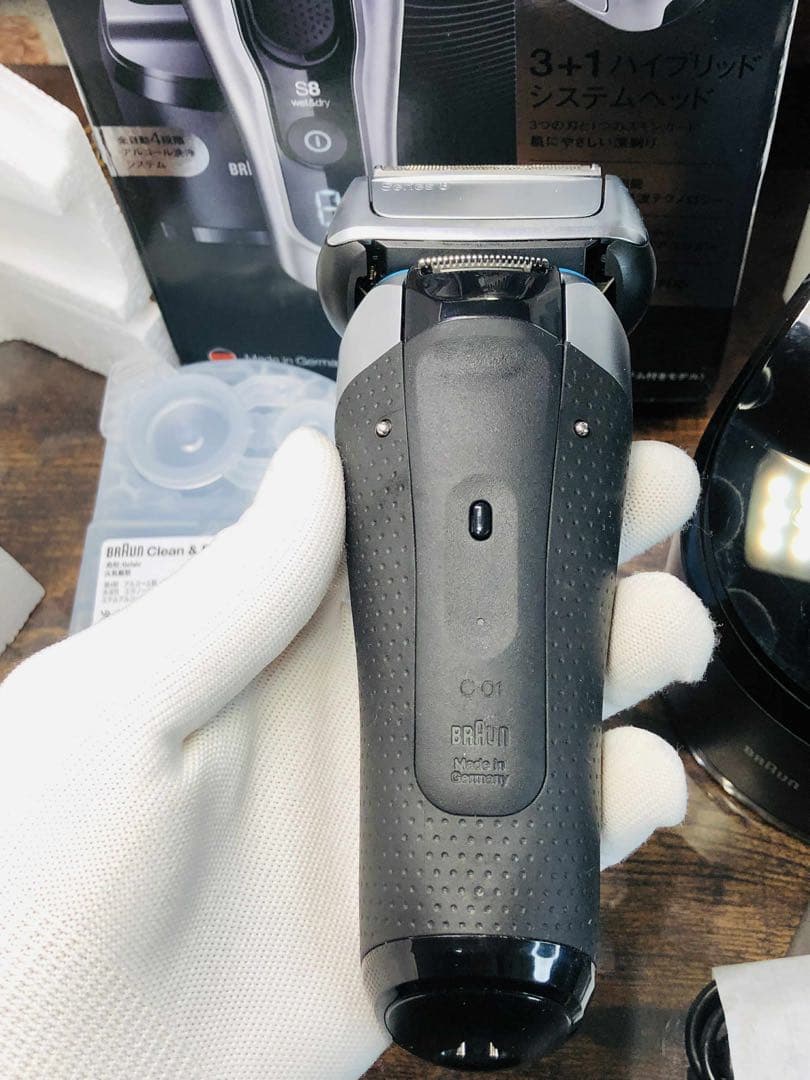 【美品】BRAUN Series 8 8390ccブラウンメンズ電気シェーバー