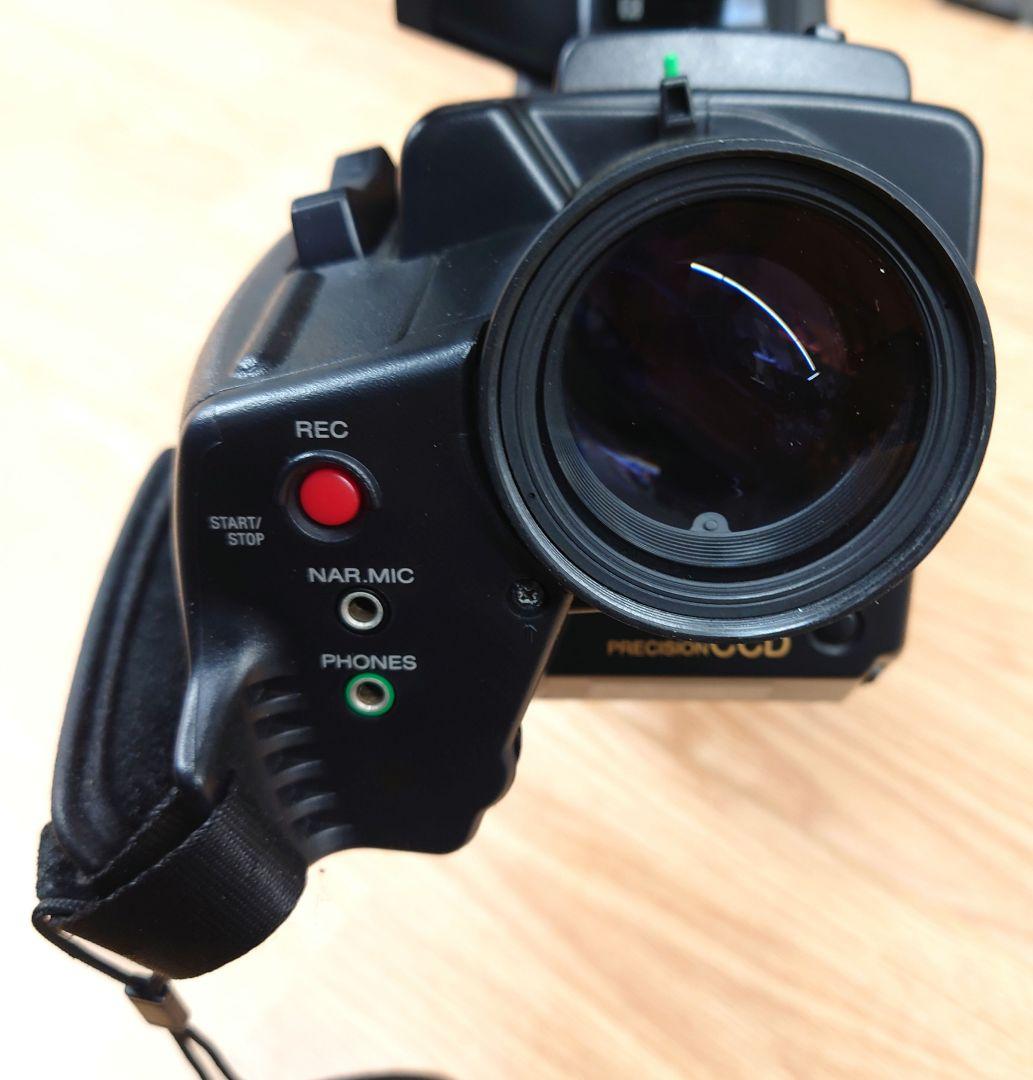 ■【ケース・AC付】SONY　CCD-V5000 Video Hi8PROカメラ