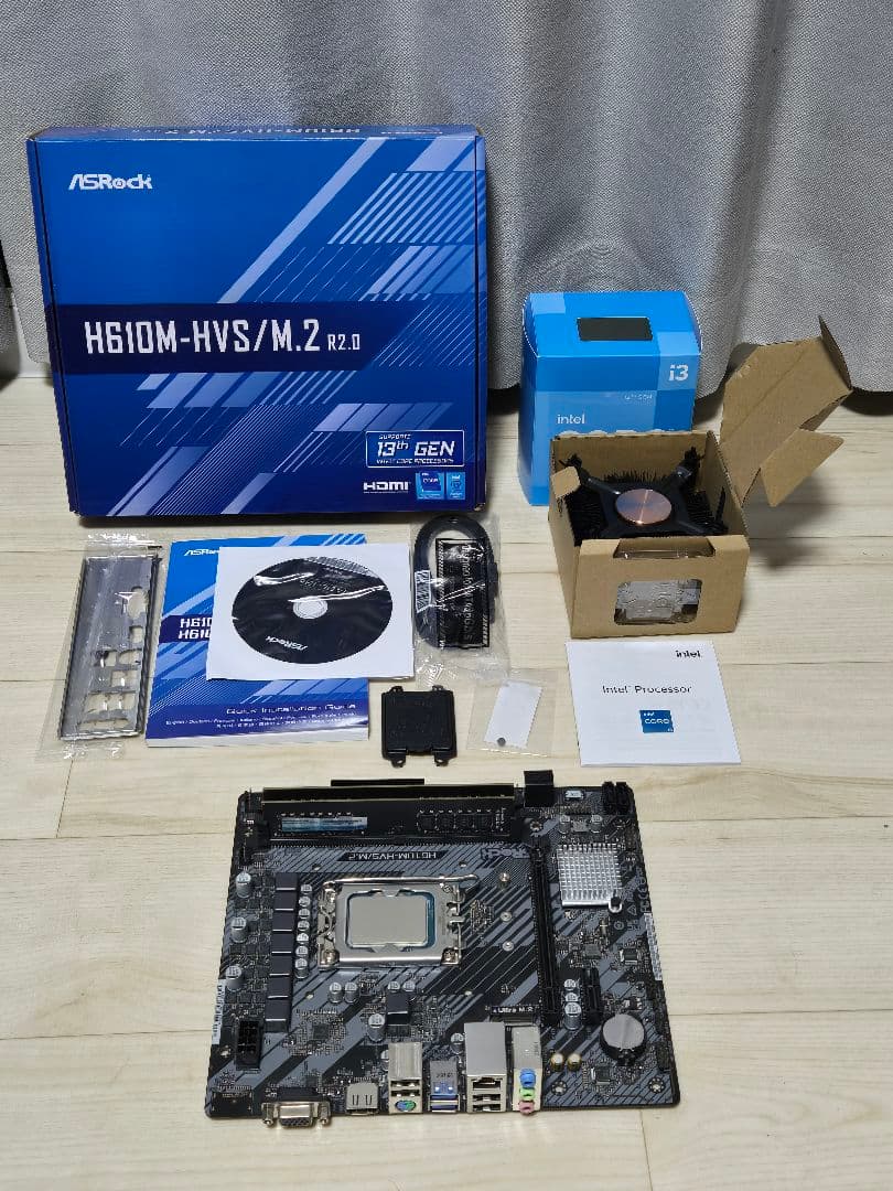 Intel 12100, 32GBメモリ, H610M-HVS/M.2 R2.0