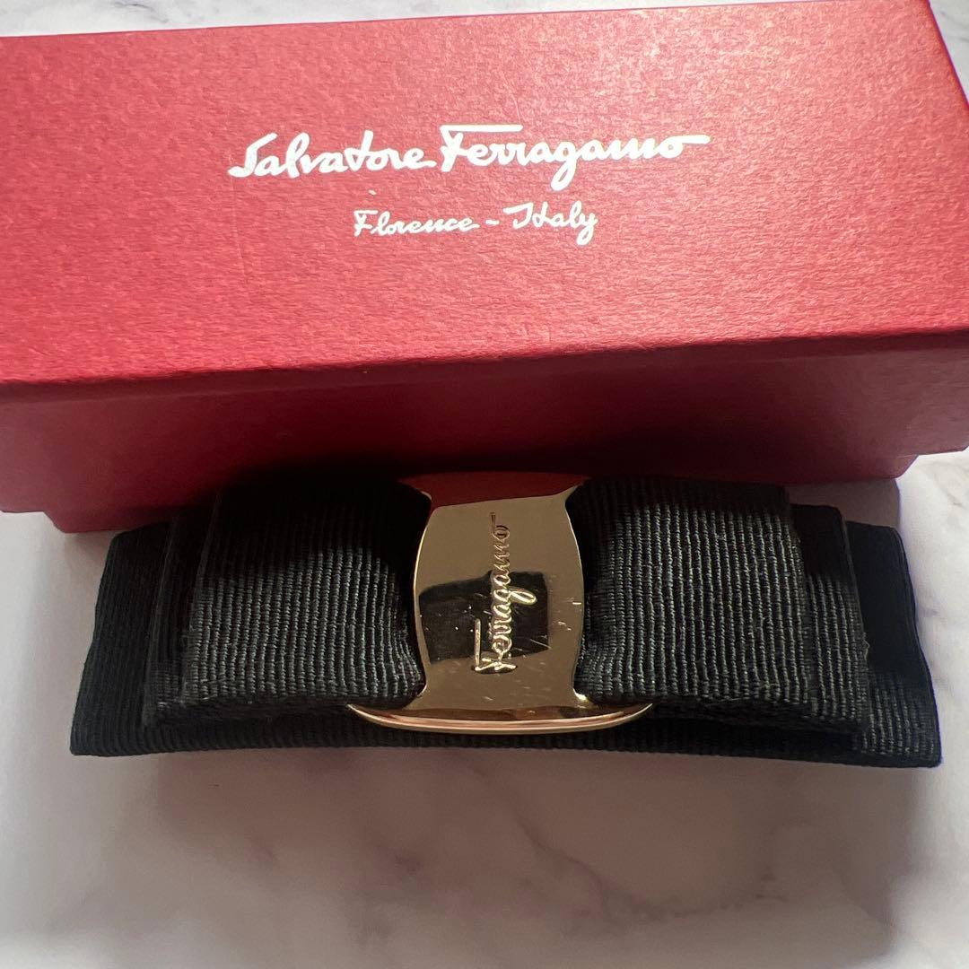 フェラガモ バレッタ