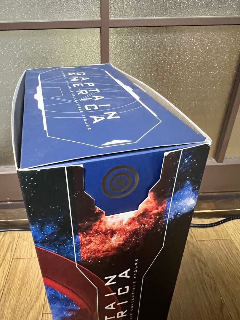 トイサピエンス　キャプテン・アメリカ フィギュア