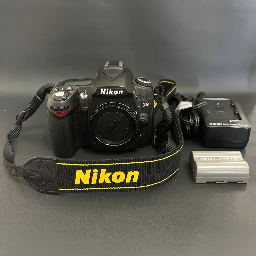 【名機/美品/ジャンク】Nikon D90 ボディ デジタル一眼レフ ニコン