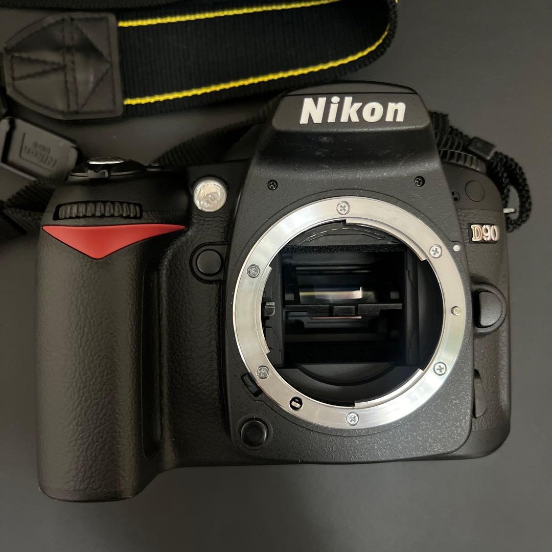【名機/美品/ジャンク】Nikon D90 ボディ デジタル一眼レフ ニコン