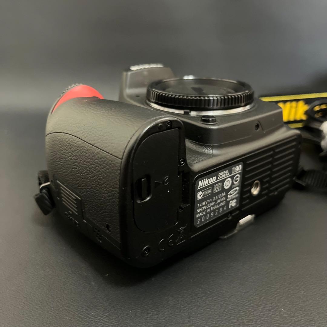 【名機/美品/ジャンク】Nikon D90 ボディ デジタル一眼レフ ニコン